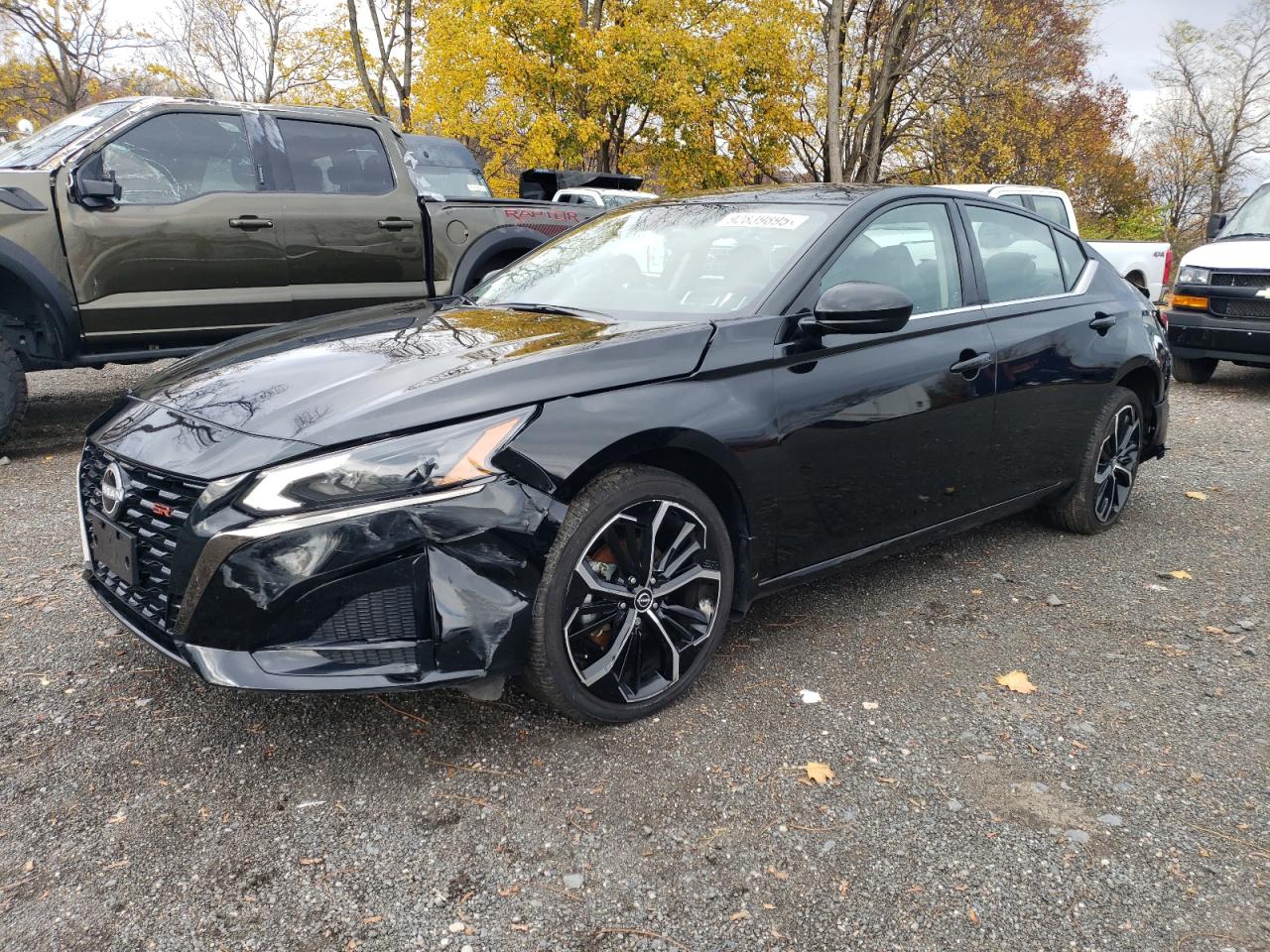 2025 Nissan Altima SR, VIN 1N4BL4CW3SN312591 — Auction photo