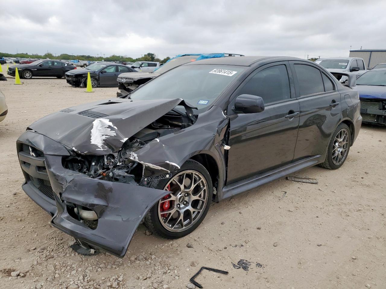 2014 Mitsubishi Lancer Evolution GSR, VIN JA32W8FV8EU014171 — Front end