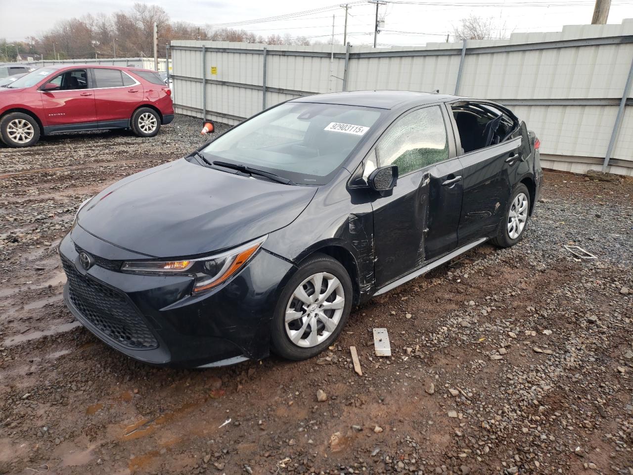 2021 Toyota Corolla LE, VIN JTDEPMAE7MJ144762 — Auction photo
