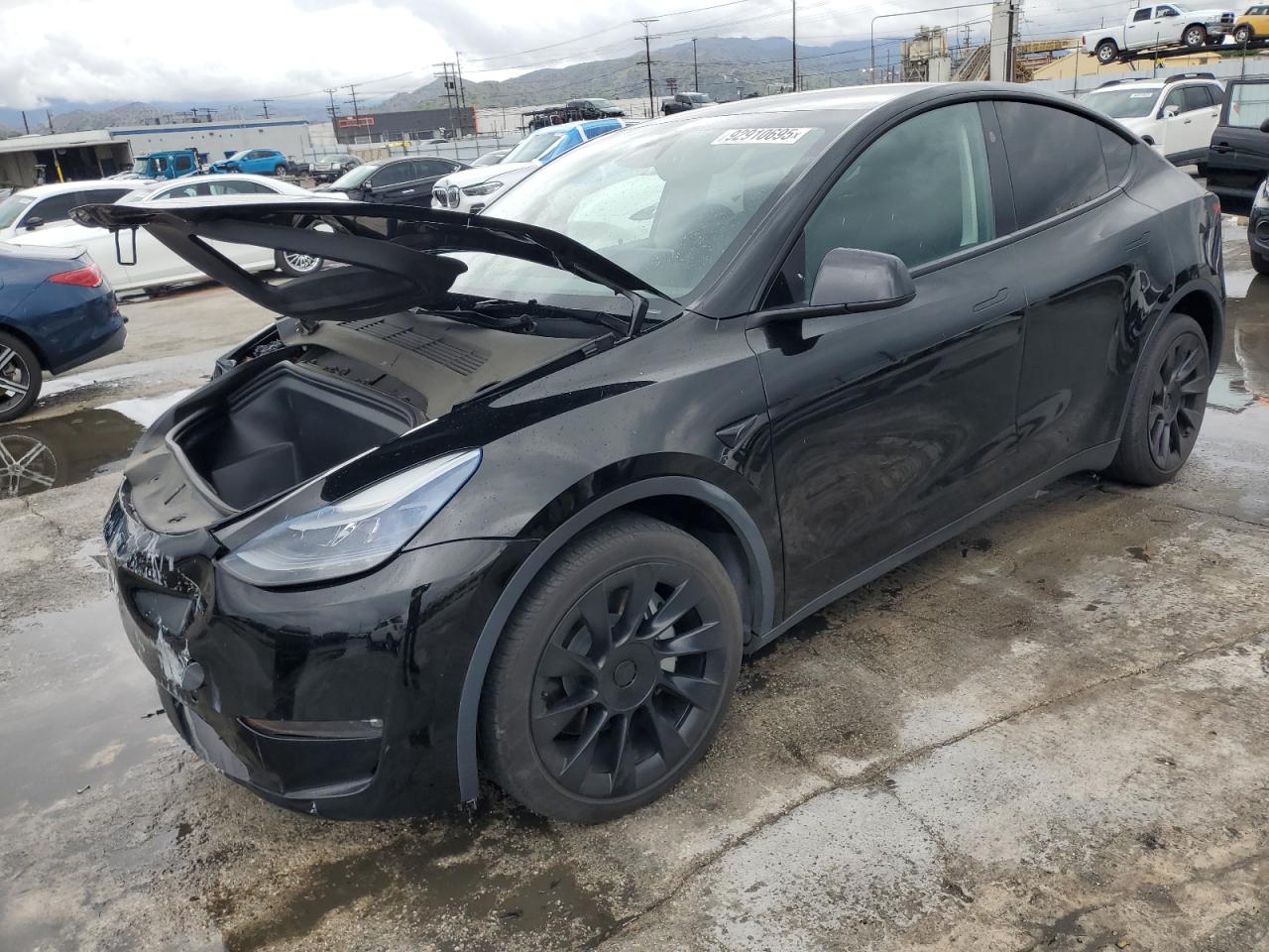 2023 Tesla Model Y Long Range, VIN 7SAYGDEE3PF860712 — Фото с аукциона 1 of 4