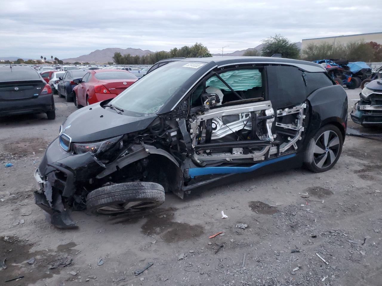 2020 BMW i3, VIN WBY8P2C08L7G68356 — Side