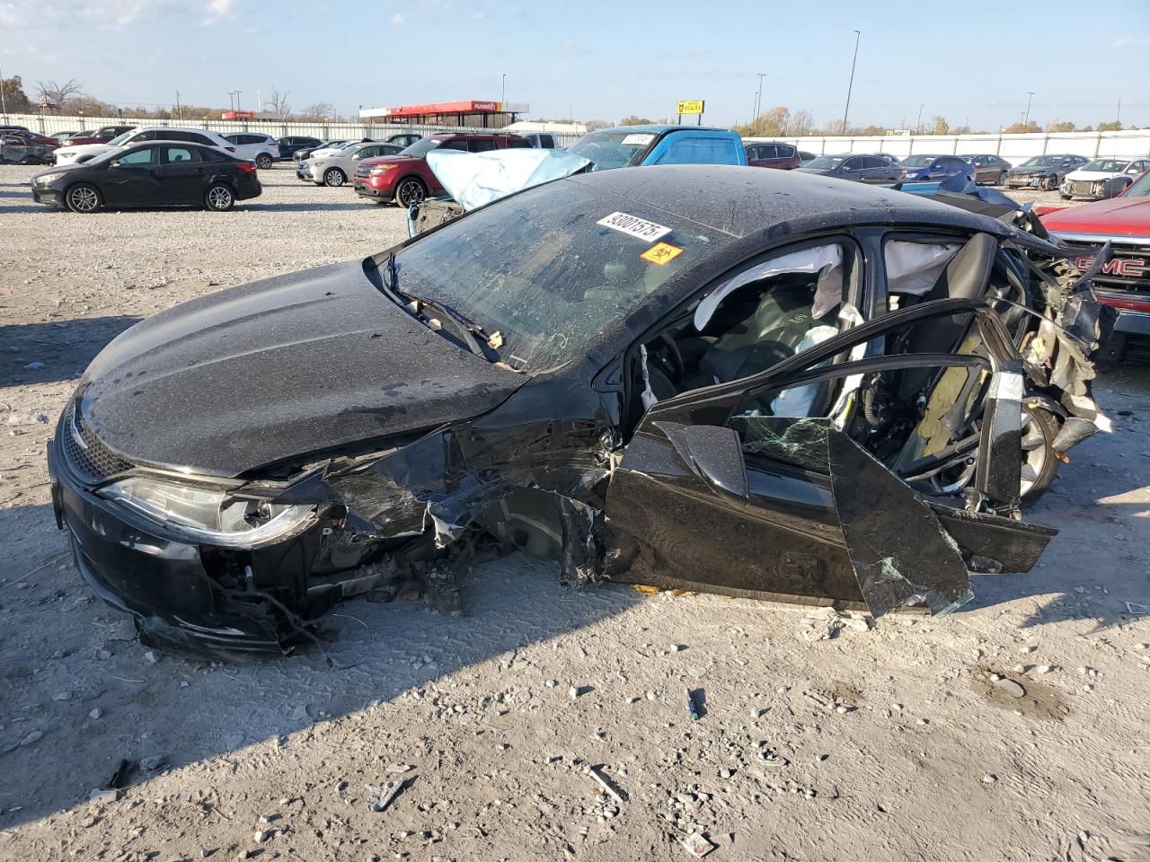 2015 Chrysler 200 S, VIN 1C3CCCBG7FN698347 — Side