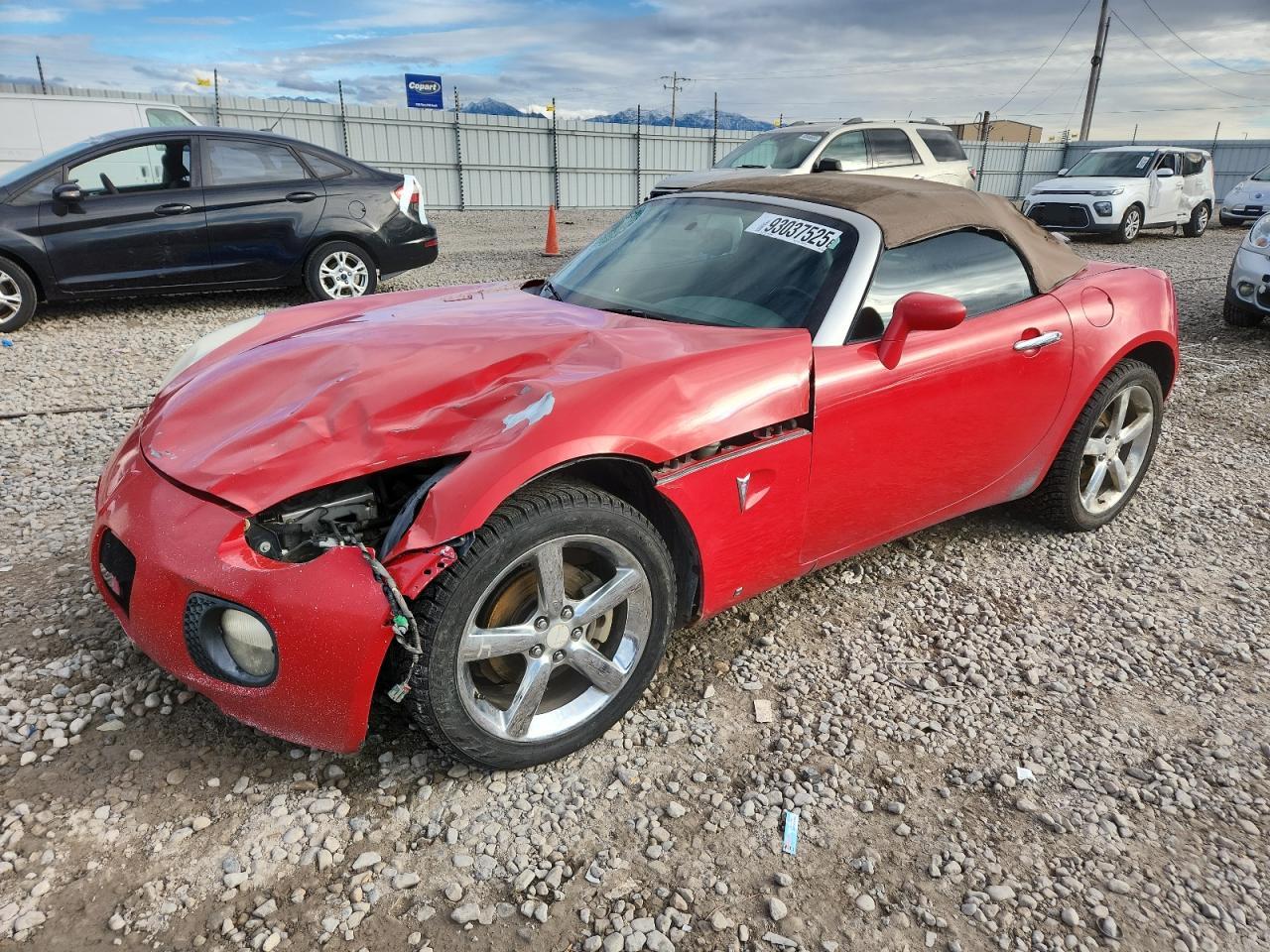 2009 Pontiac Solstice GXP, VIN 1G2MG35XX9Y102915 — Front end