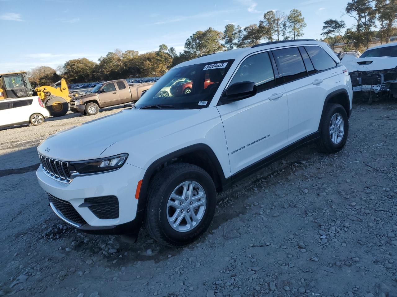 2025 Jeep Grand Cherokee Laredo X, VIN 1C4RJGAG5SC288978 — Front end