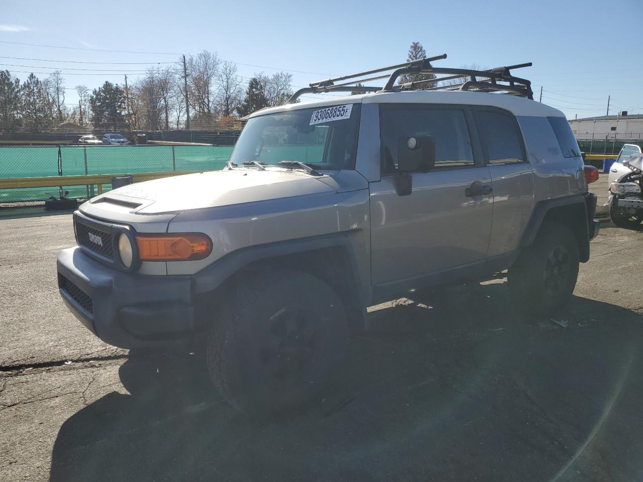 2011 Toyota FJ Cruiser, VIN JTEBU4BF1BK104344 — Rear end