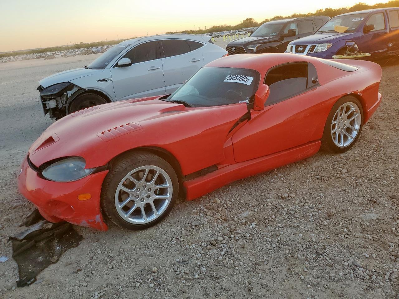 1997 Dodge Viper, VIN 1B3ER69E7VV300384 — Front end
