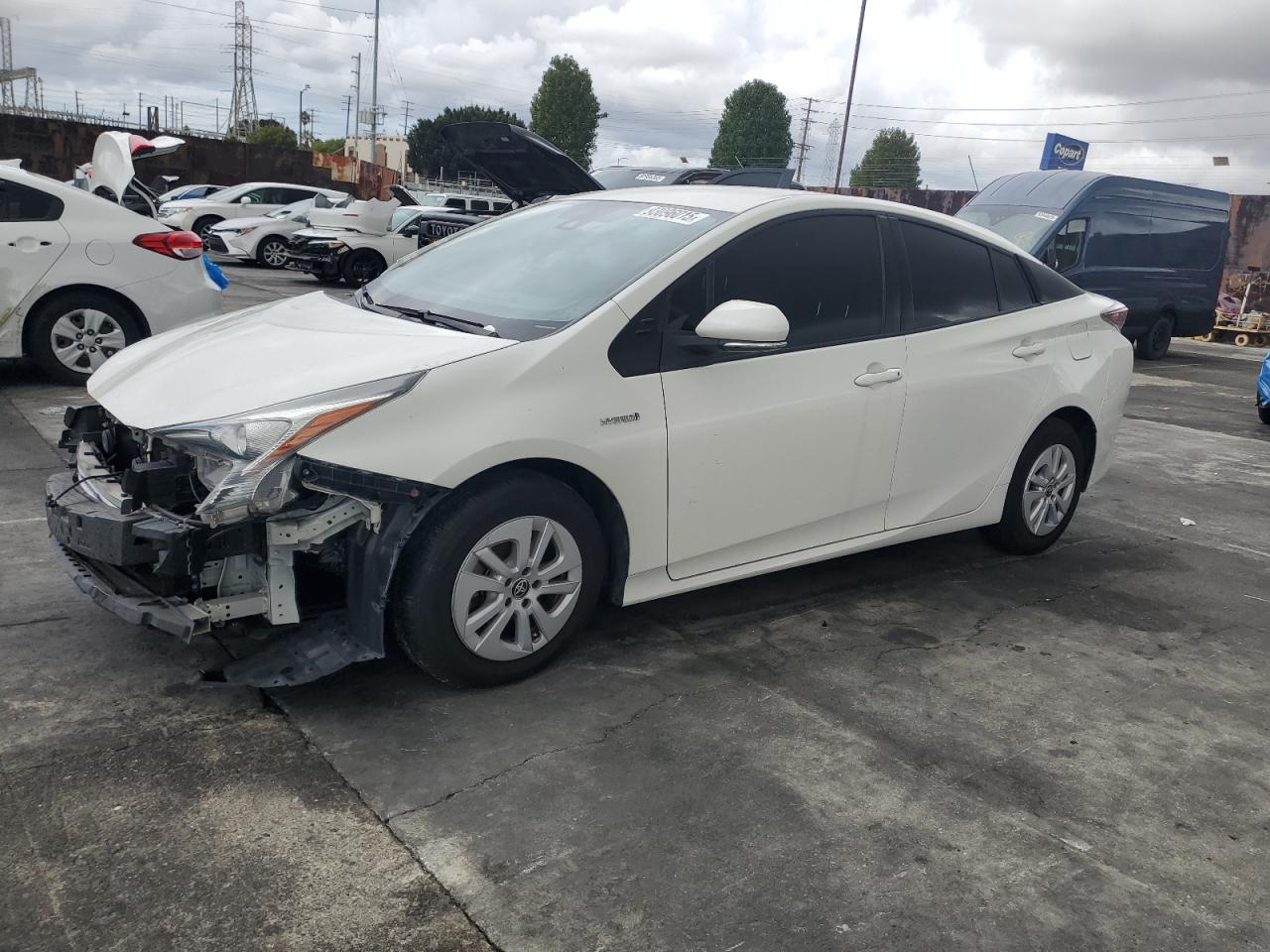 2018 Toyota Prius One, VIN JTDKBRFU9J3603501 — Front end