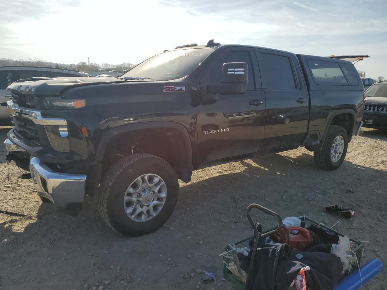 2024 Chevrolet Silverado 3500HD LT, VIN 2GC4YTEY3R1230417 — Side