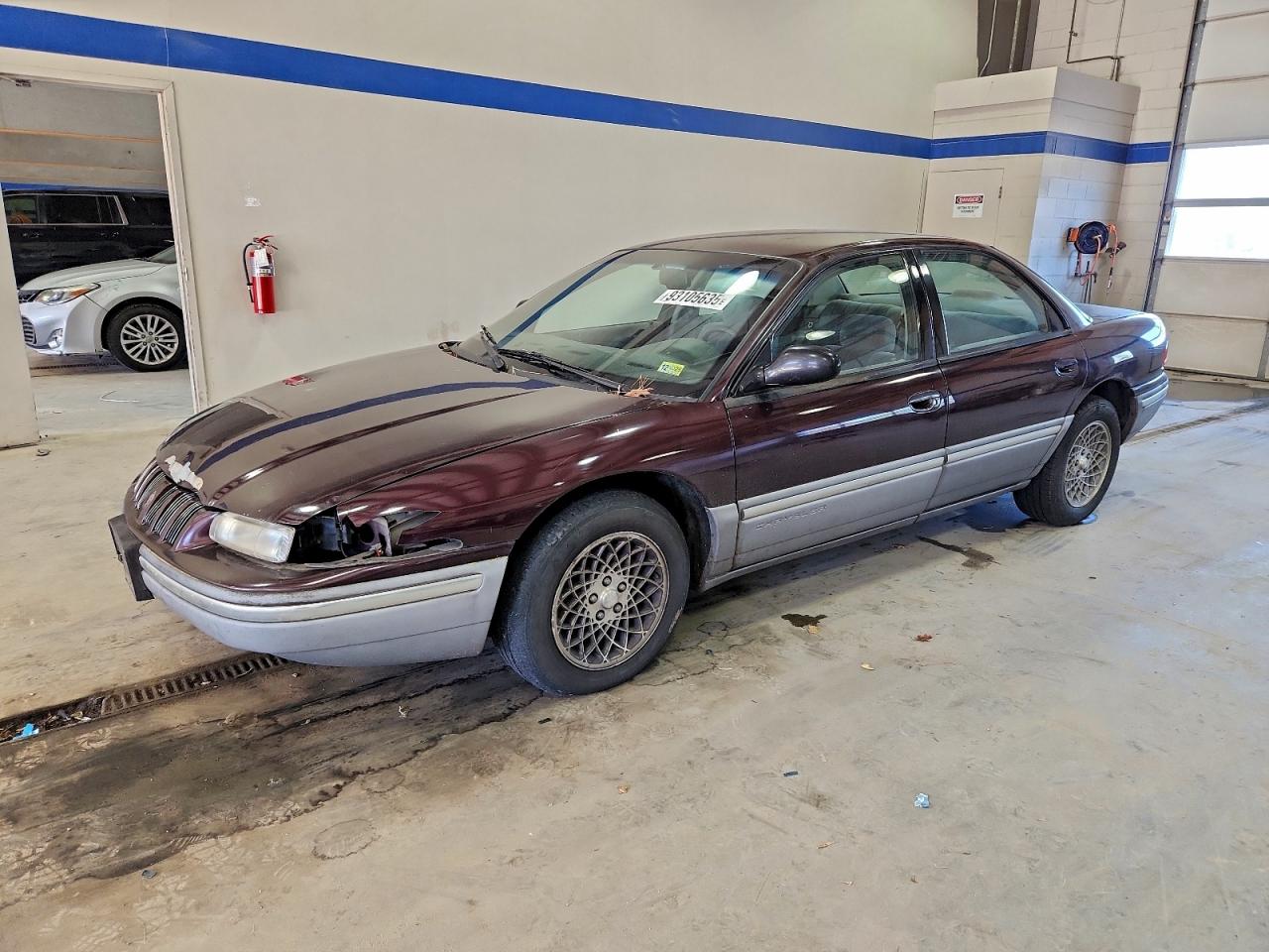 1994 Chrysler Concorde, VIN 2C3HL56T3RH303523 — Front end