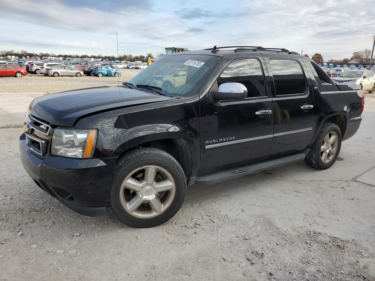 2012 Chevrolet Avalanche LTZ, VIN 3GNTKGE79CG190376 — Перед