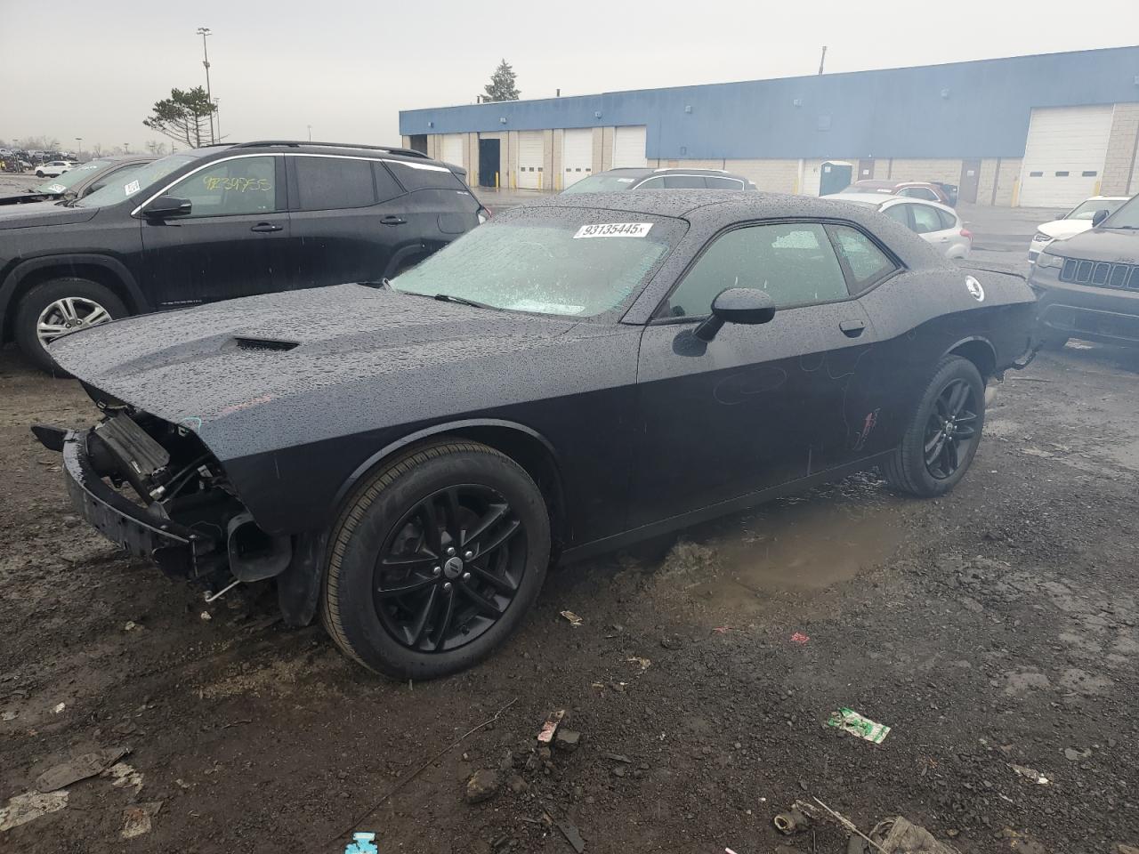 2019 Dodge Challenger SXT, VIN 2C3CDZGG0KH532215 — Front end