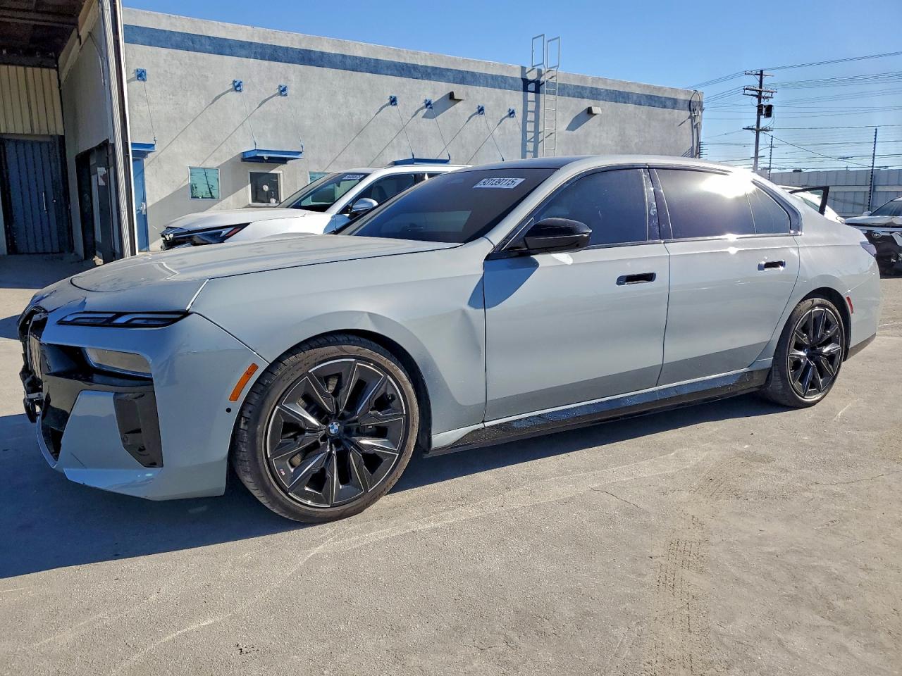 2025 BMW i7 eDrive50, VIN WBY43EJ04SCT76687 — Front end