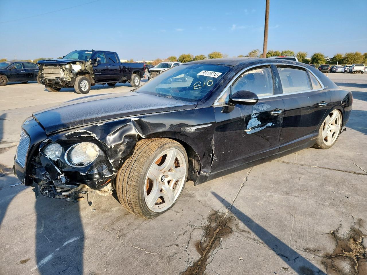 2014 Bentley Flying Spur, VIN SCBEC9ZA0EC092331 — Front end