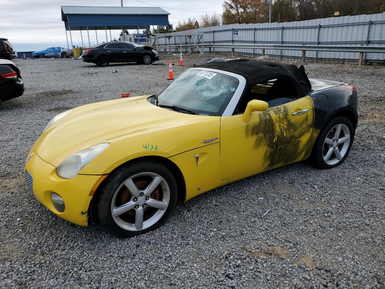 2009 Pontiac Solstice, VIN 1G2MN35B49Y105187 — Front end