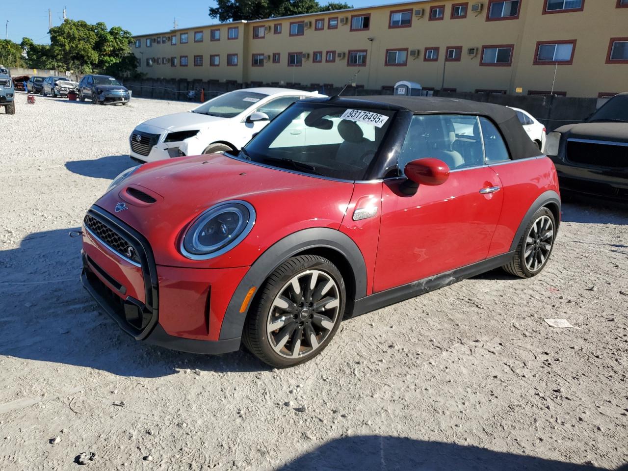 2023 MINI Convertible Cooper S, VIN WMW43DL07P3R05367 — Water / flood