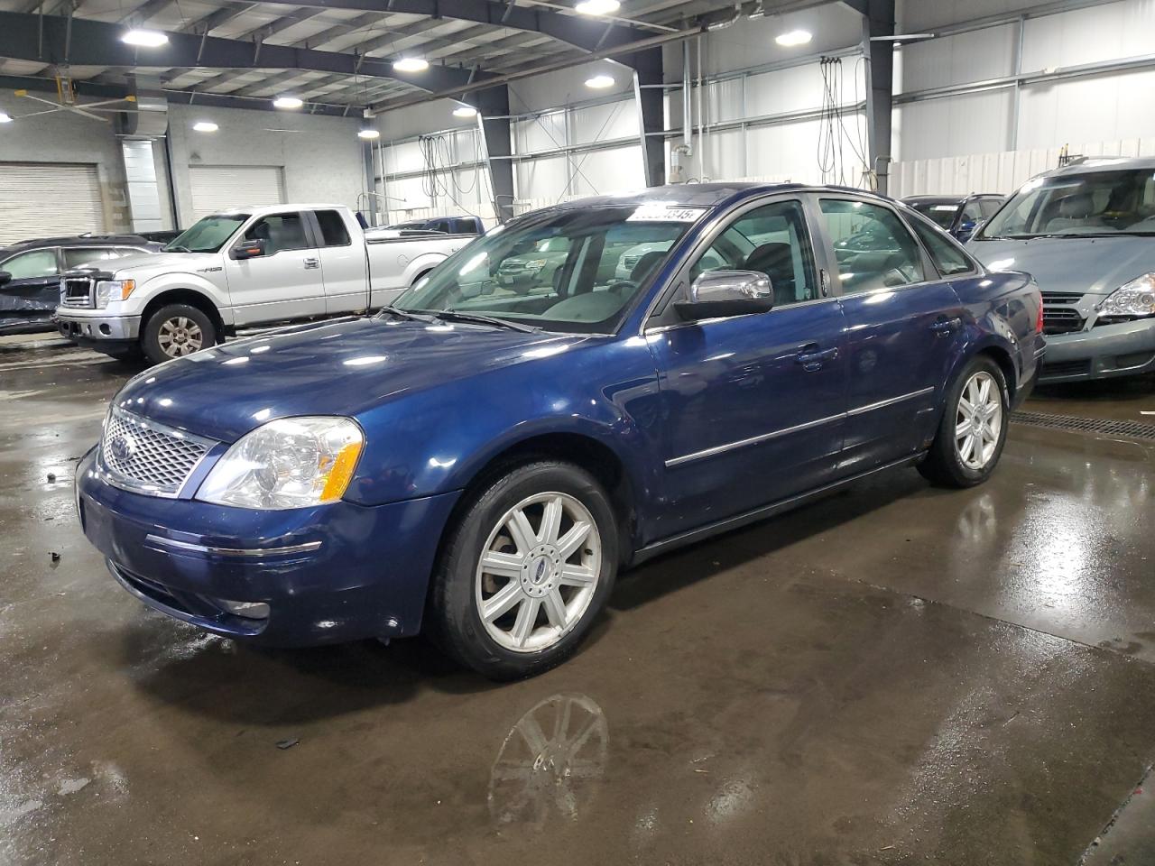 2006 Ford Five Hundred Limited, VIN 1FAHP28176G124957 — Side