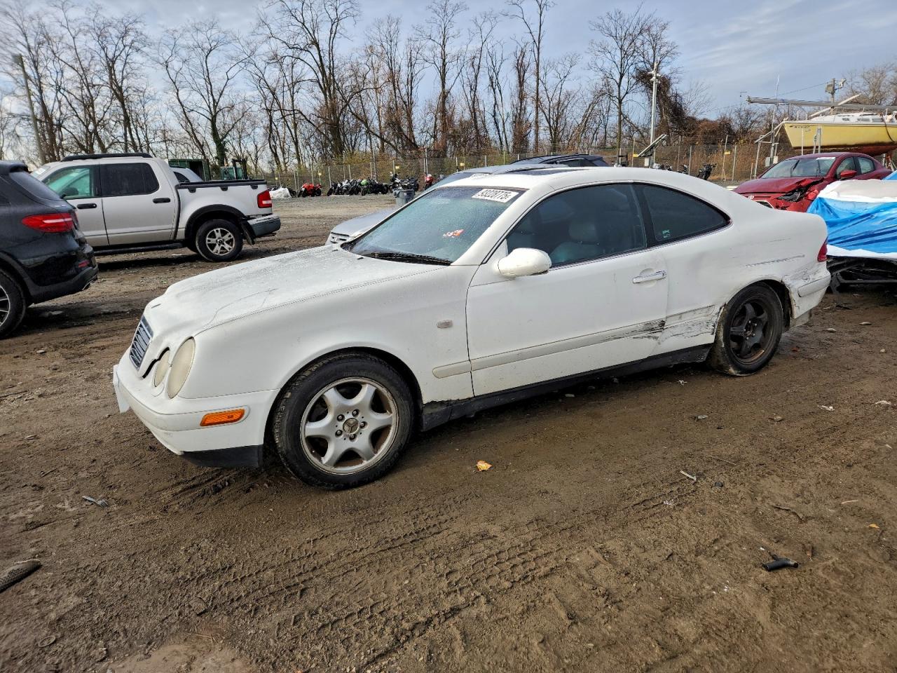 1998 Mercedes-Benz CLK 320/430, VIN WDBLJ65G4WF041528 — Rear end