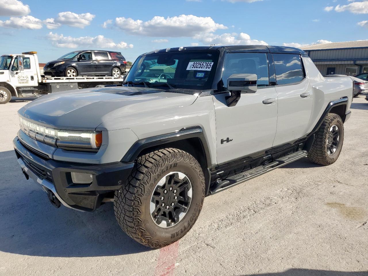 2024 GMC HUMMER EV Pickup 2X, VIN 1GT10BDD0RU110128 — Water / flood
