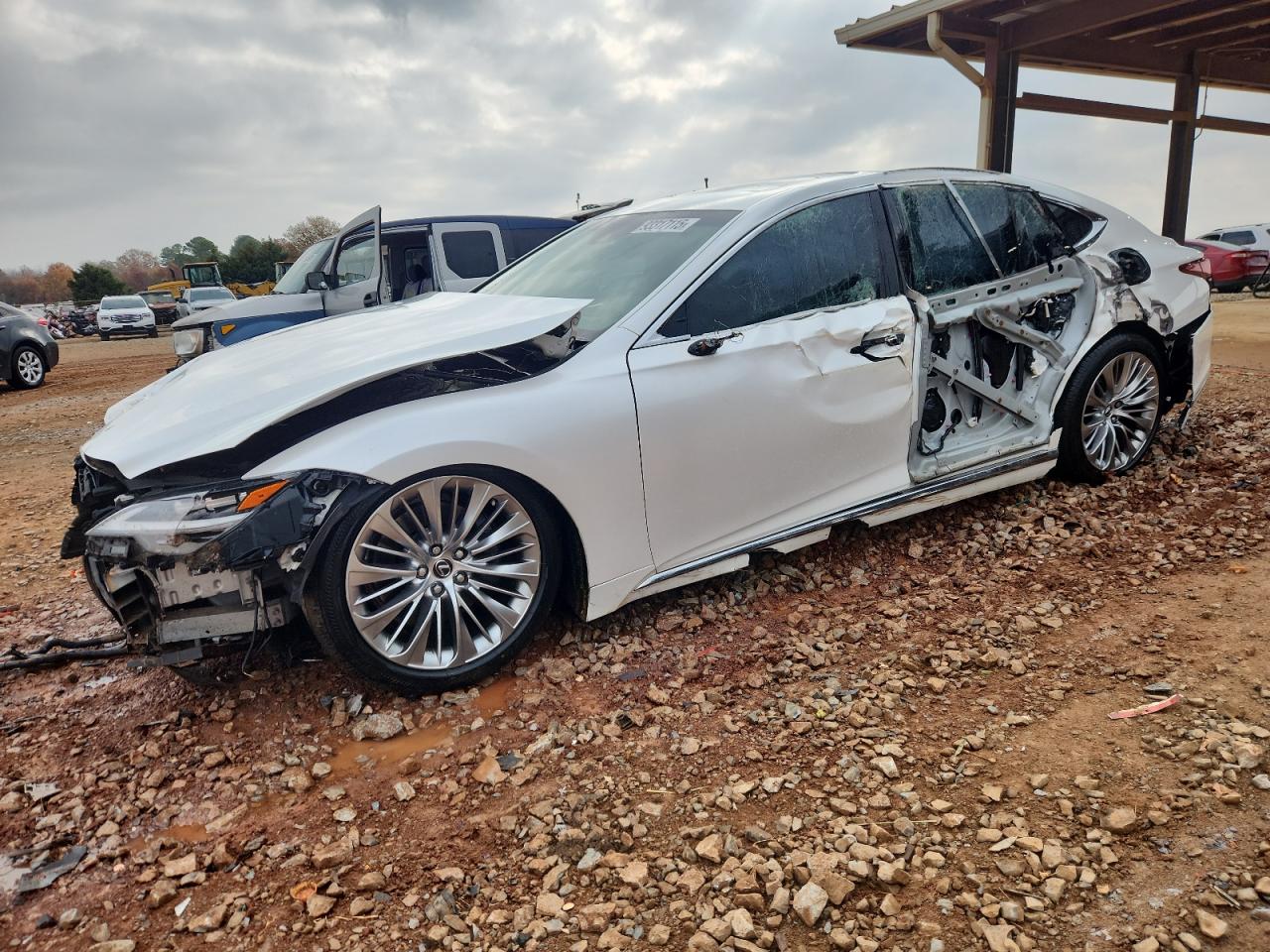 2021 Lexus LS 500, VIN JTHD51FF1M5014856 — Бок