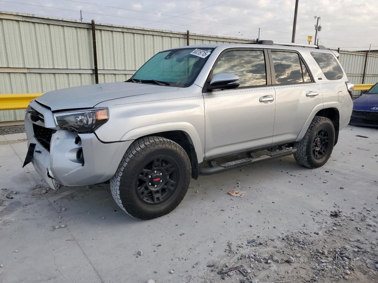2023 Toyota 4Runner SR5 Premium, VIN JTEFU5JR1P5292646 — Front end