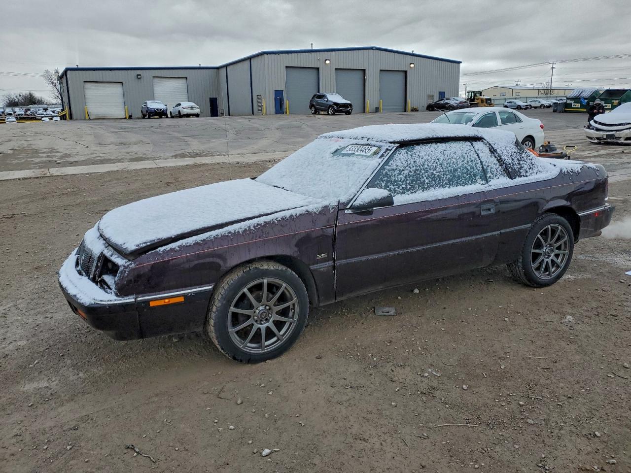 1992 Chrysler LeBaron, VIN 1C3XU4533NF189460 — Front end
