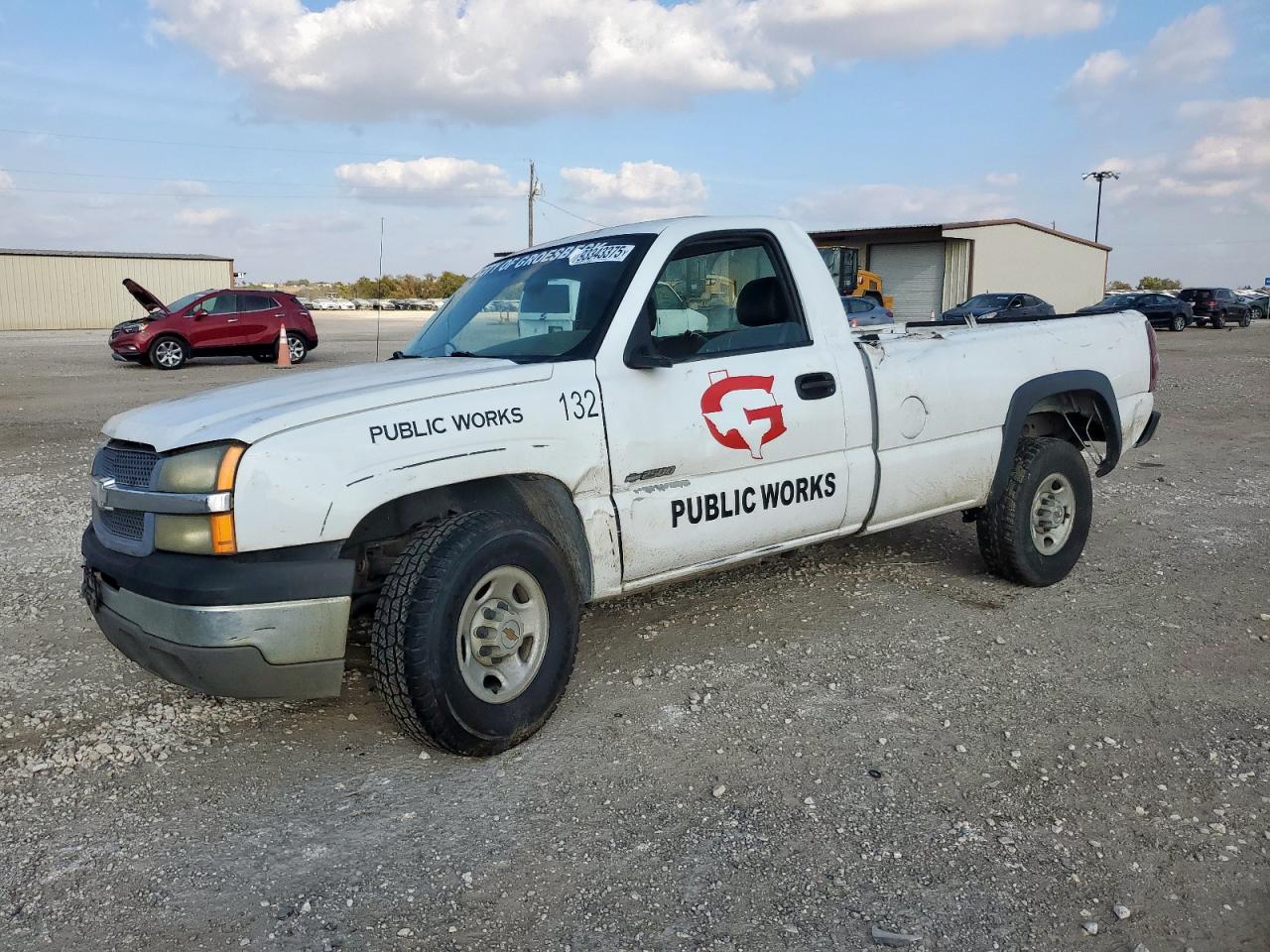 2003 Chevrolet Silverado 2500 Work Truck, VIN 1GCGC24U33Z161571 — Front end