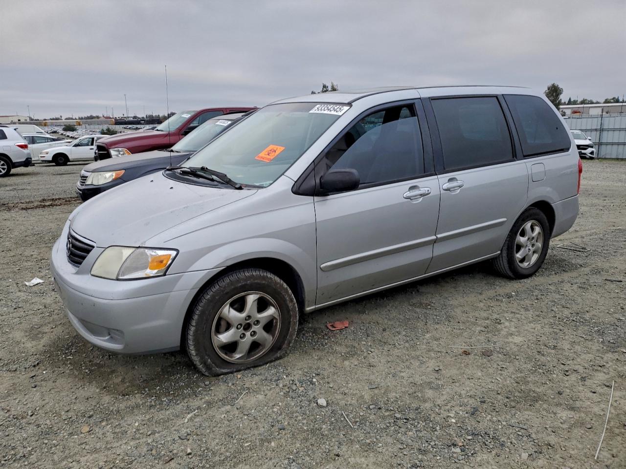2000 Mazda MPV DX, VIN JM3LW28GXY0106063 — Rear end