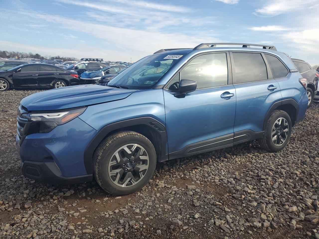 2025 Subaru Forester Premium, VIN JF2SLDDC0SH533614 — Перед
