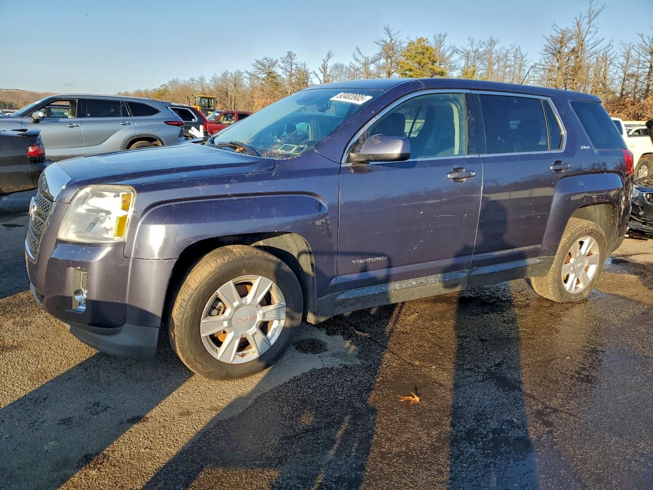 2013 GMC Terrain SLE, VIN 2GKFLREK0D6371323 — Minor dents and scratches
