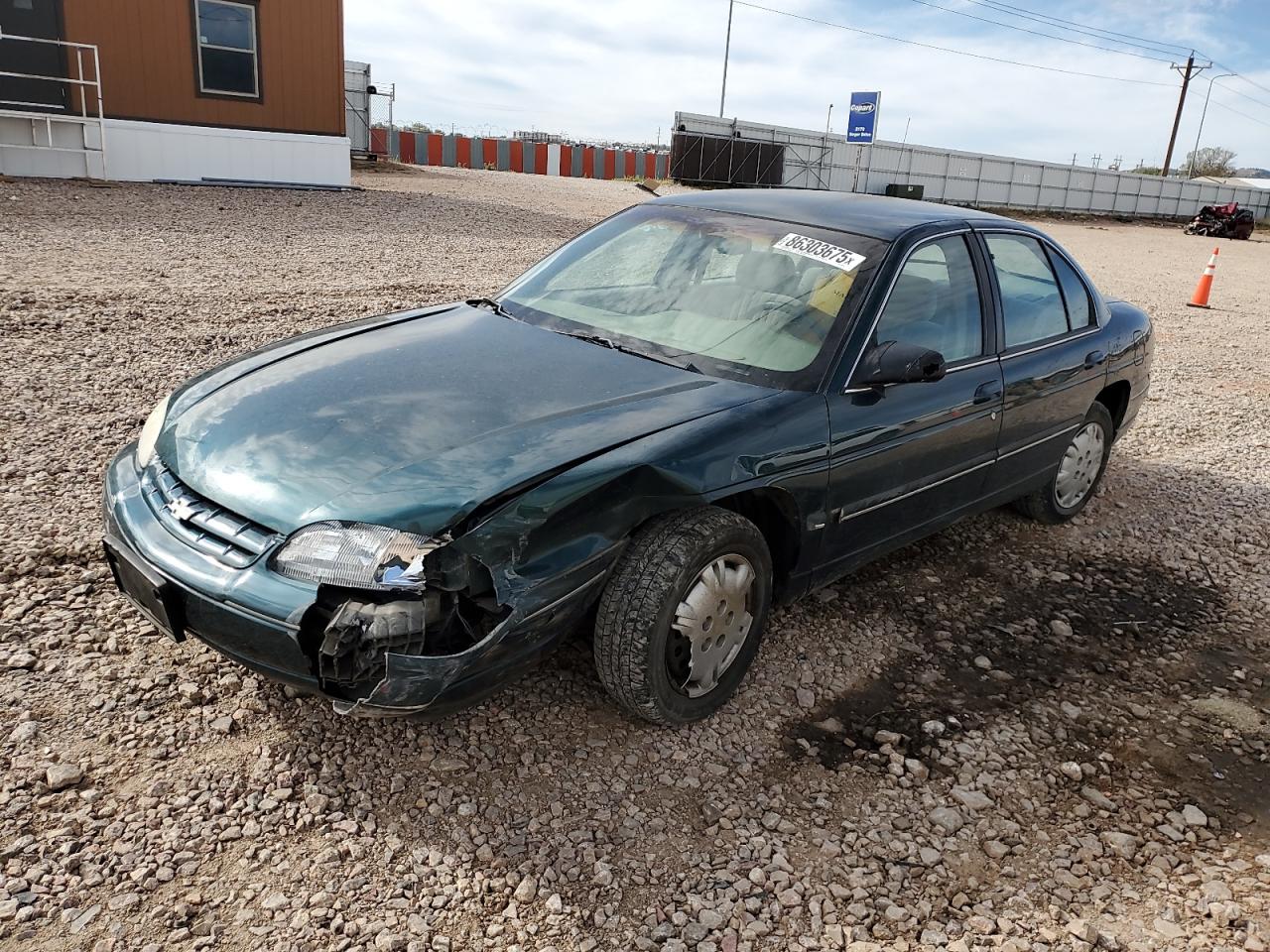 2001 Chevrolet Lumina, VIN 2G1WL52J411298104 — Перед