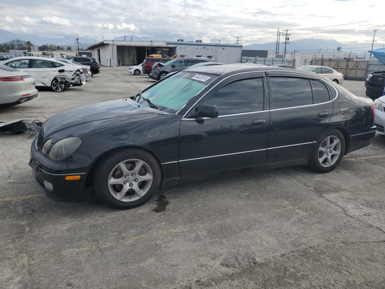 2000 Lexus GS 300, VIN JT8BD68S9Y0094797 — Rear end