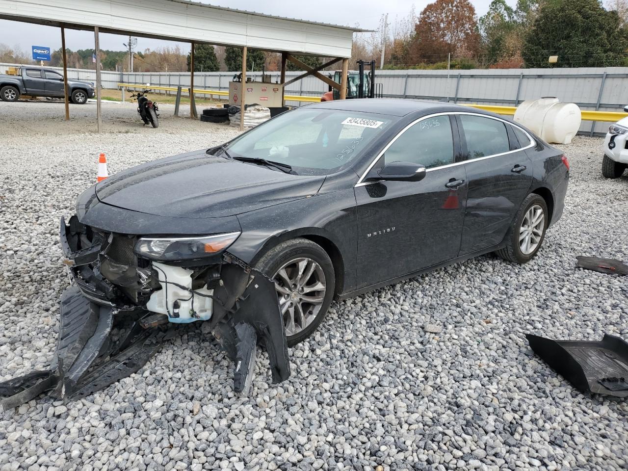 2017 Chevrolet Malibu LT, VIN 1G1ZE5STXHF125635 — Front end