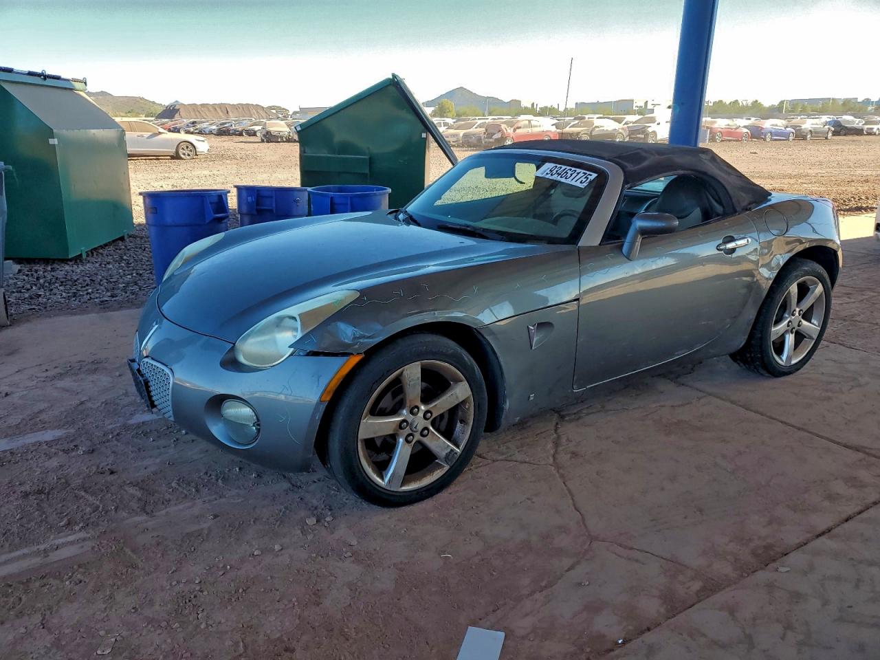 2006 Pontiac Solstice, VIN 1G2MB33B96Y000863 — Side