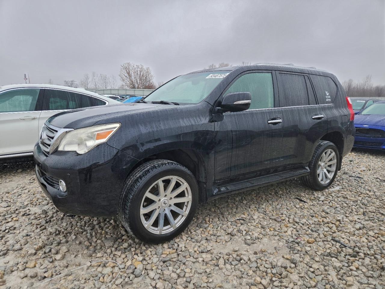 2011 Lexus GX 460, VIN JTJBM7FX3B5034673 — Front end