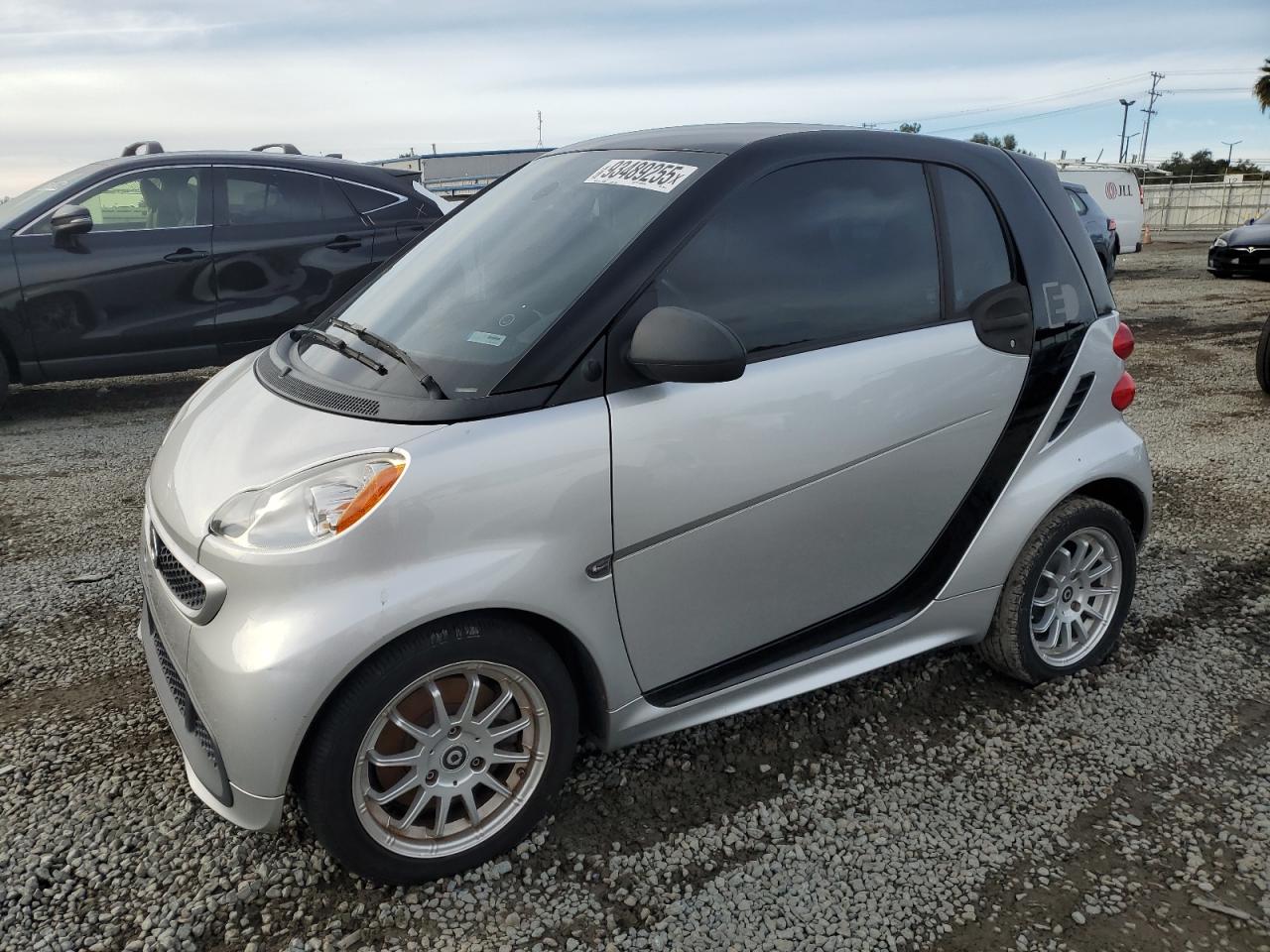 2014 Smart fortwo Passion, VIN WMEEJ9AA2EK764072 — Minor dents and scratches