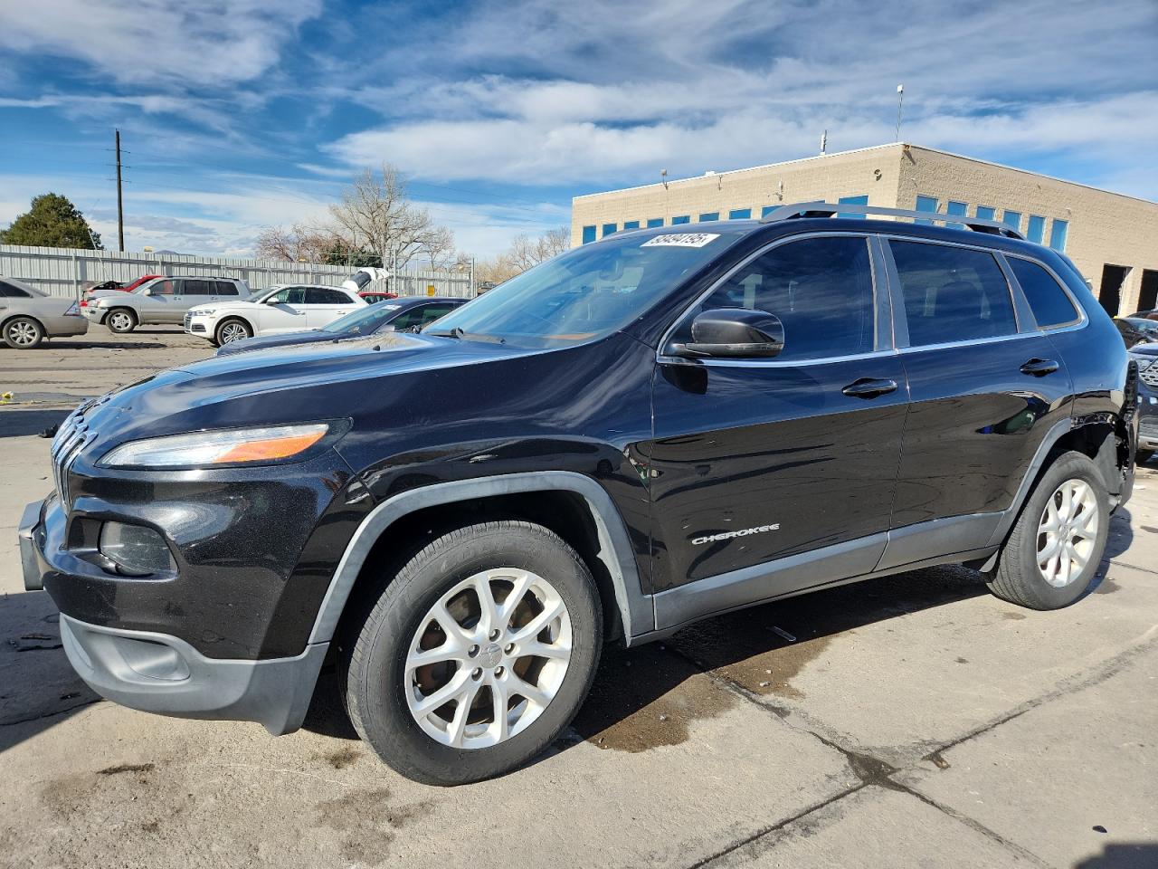 2015 Jeep Cherokee Latitude, VIN 1C4PJMCB2FW733625 — Rear end