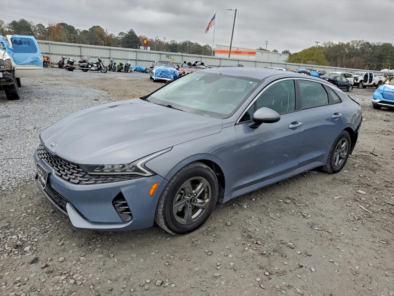 2021 Kia K5 LXS, VIN 5XXG14J26MG023211 — Rear end