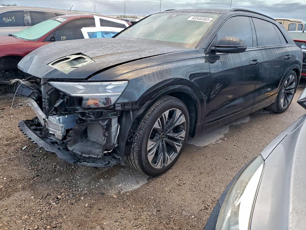 2024 Audi Q8 Prestige, VIN WA1FVBF15RD002236 — Перед