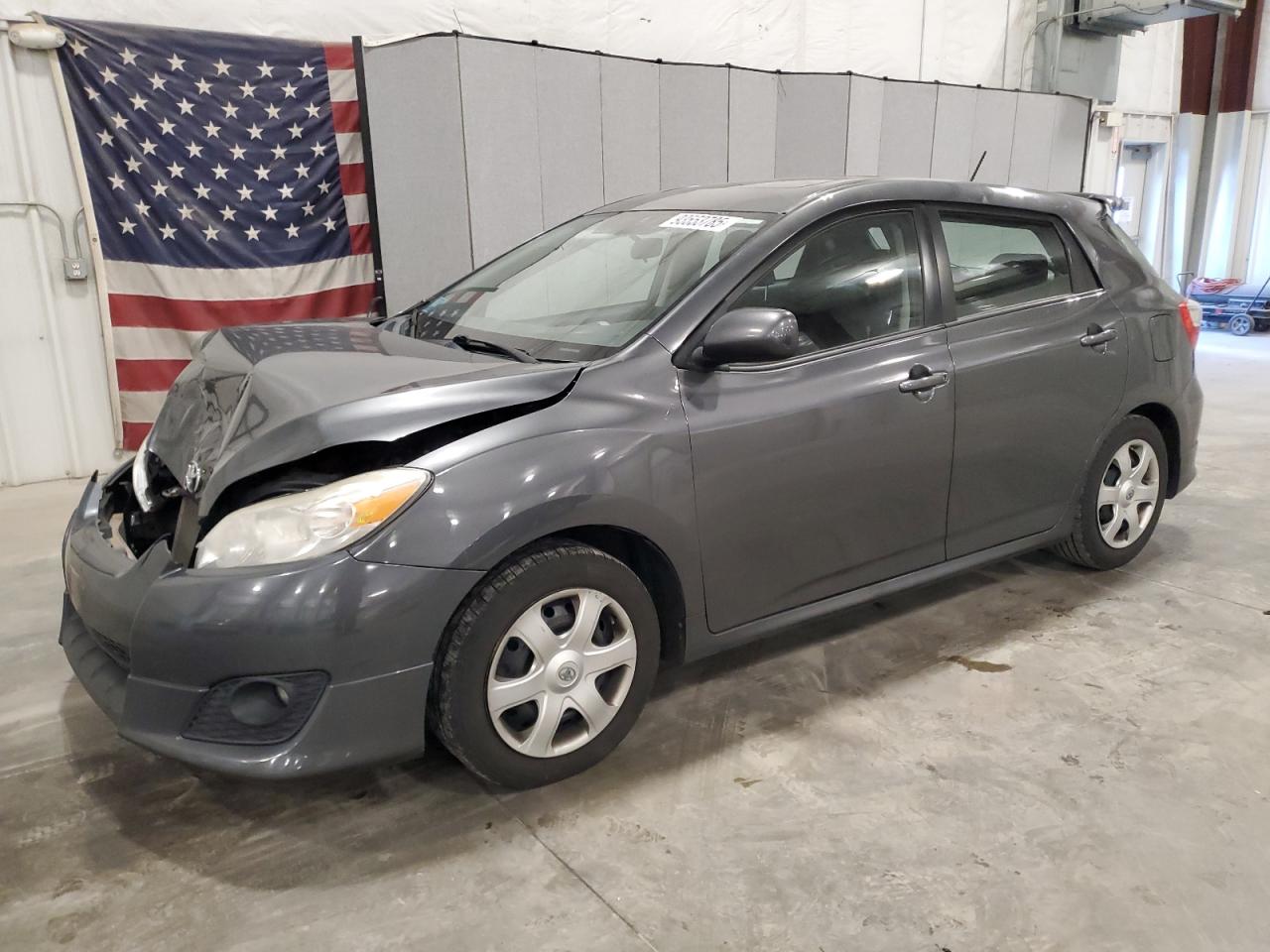 2010 Toyota Matrix S, VIN 2T1KE4EE9AC037271 — Front end