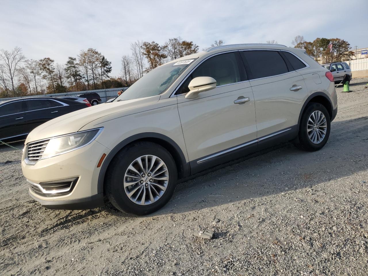 2016 Lincoln MKX Select, VIN 2LMTJ6KR9GBL79842 — Minor dents and scratches