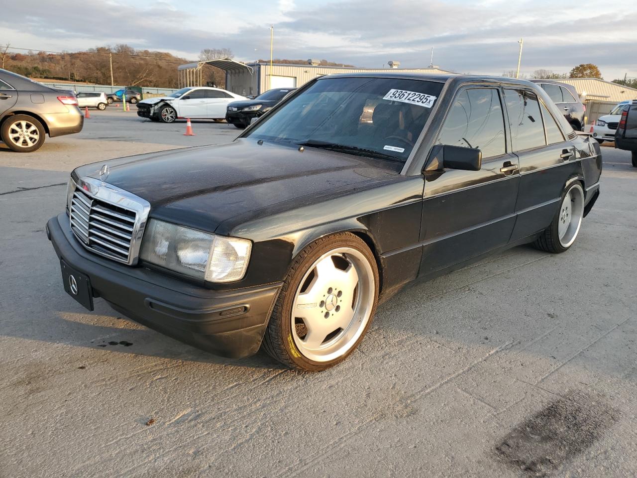 1993 Mercedes-Benz 190 E, VIN WDBDA28D5PG083071 — Rear end