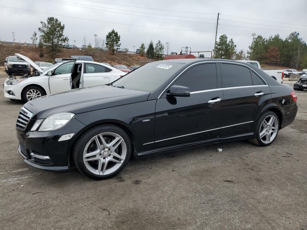 2012 Mercedes-Benz E 350 Sport, VIN WDDHF5KB8CA639969 — Side