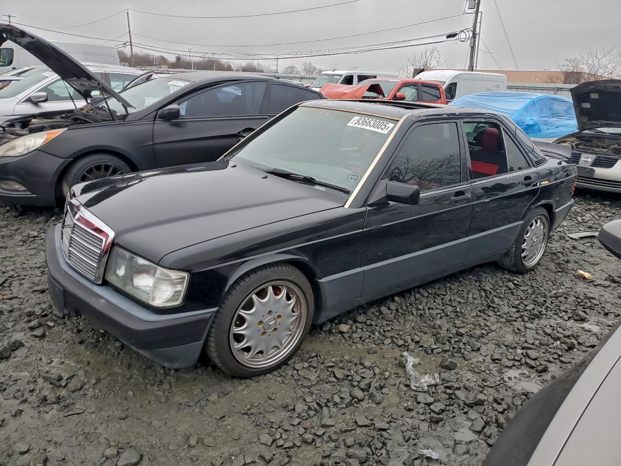 1993 Mercedes-Benz 190, VIN WDBDA29DXPG066443 — Normal wear