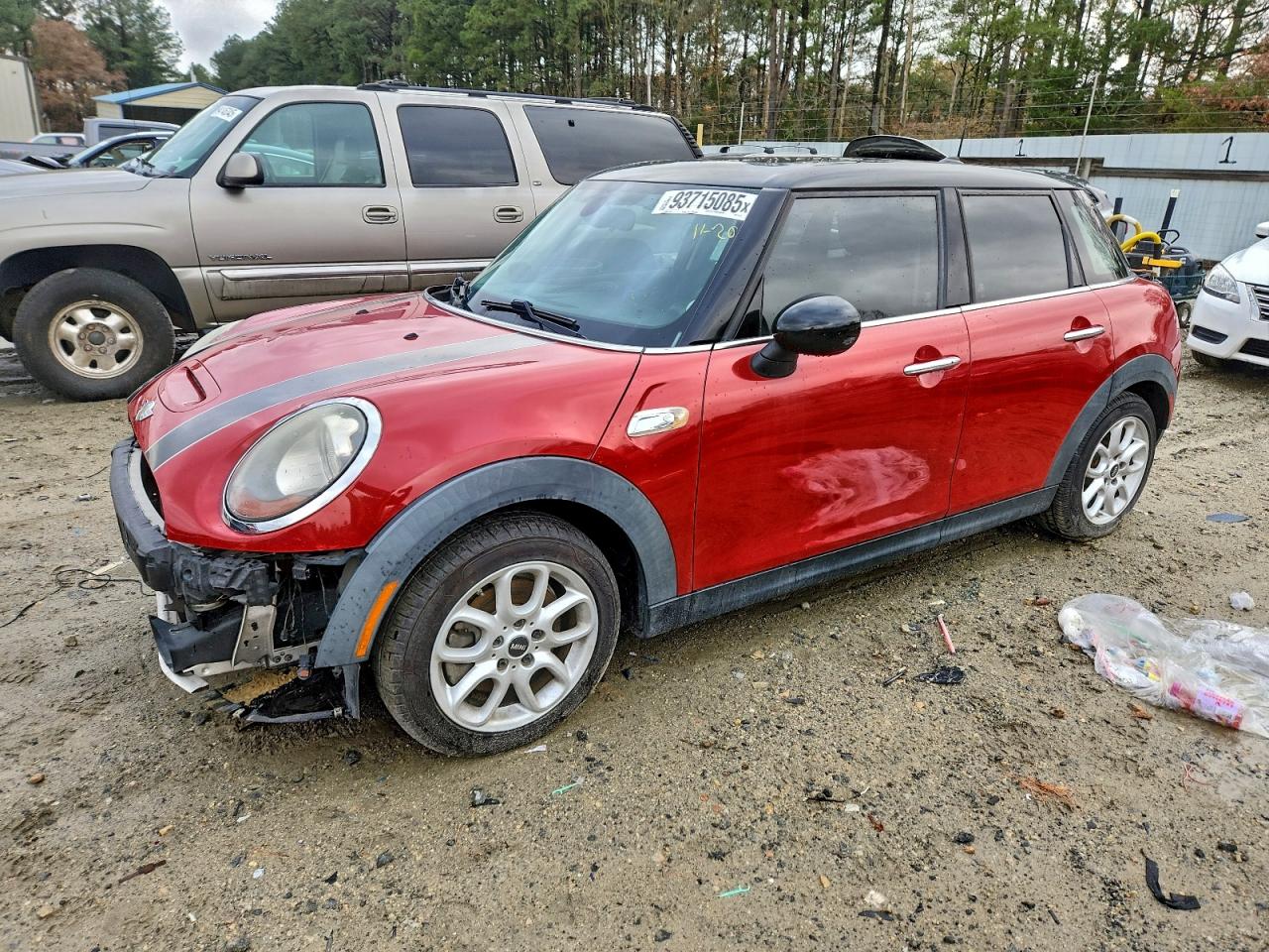 2016 MINI Hardtop 4 Door S, VIN WMWXU3C5XG2D27547 — Undercarriage