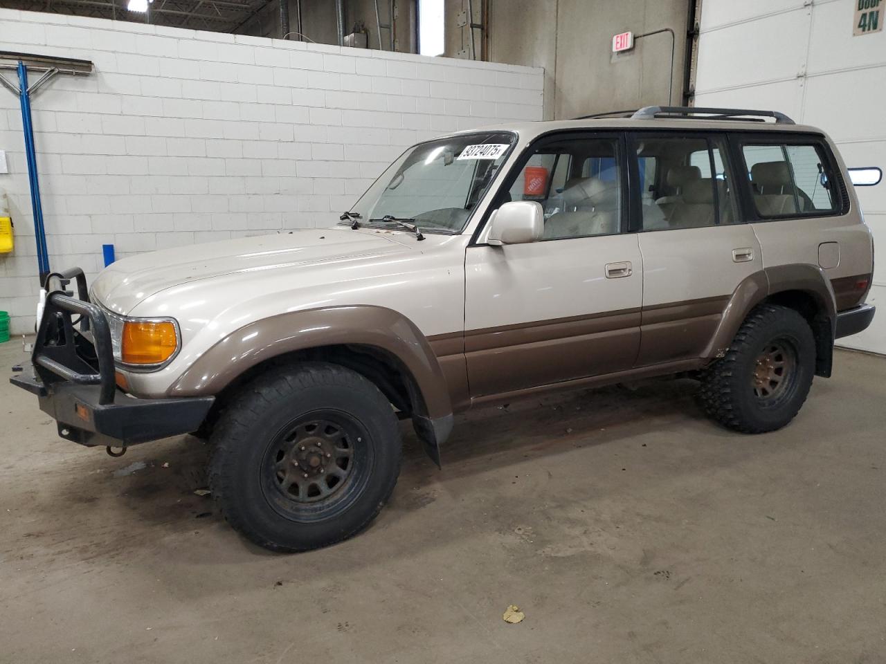1991 Toyota Land Cruiser, VIN JT3FJ80W8M0023465 — Undercarriage