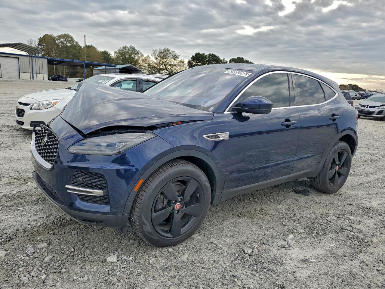 2021 Jaguar E-Pace SE, VIN SADFP2FX0M1024678 — Перед