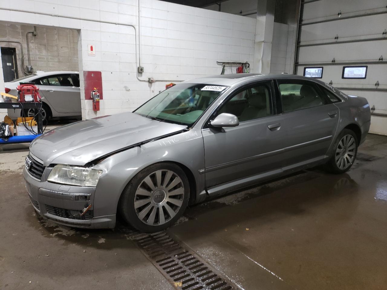 2004 Audi A8, VIN WAUML44E14N017871 — Front end