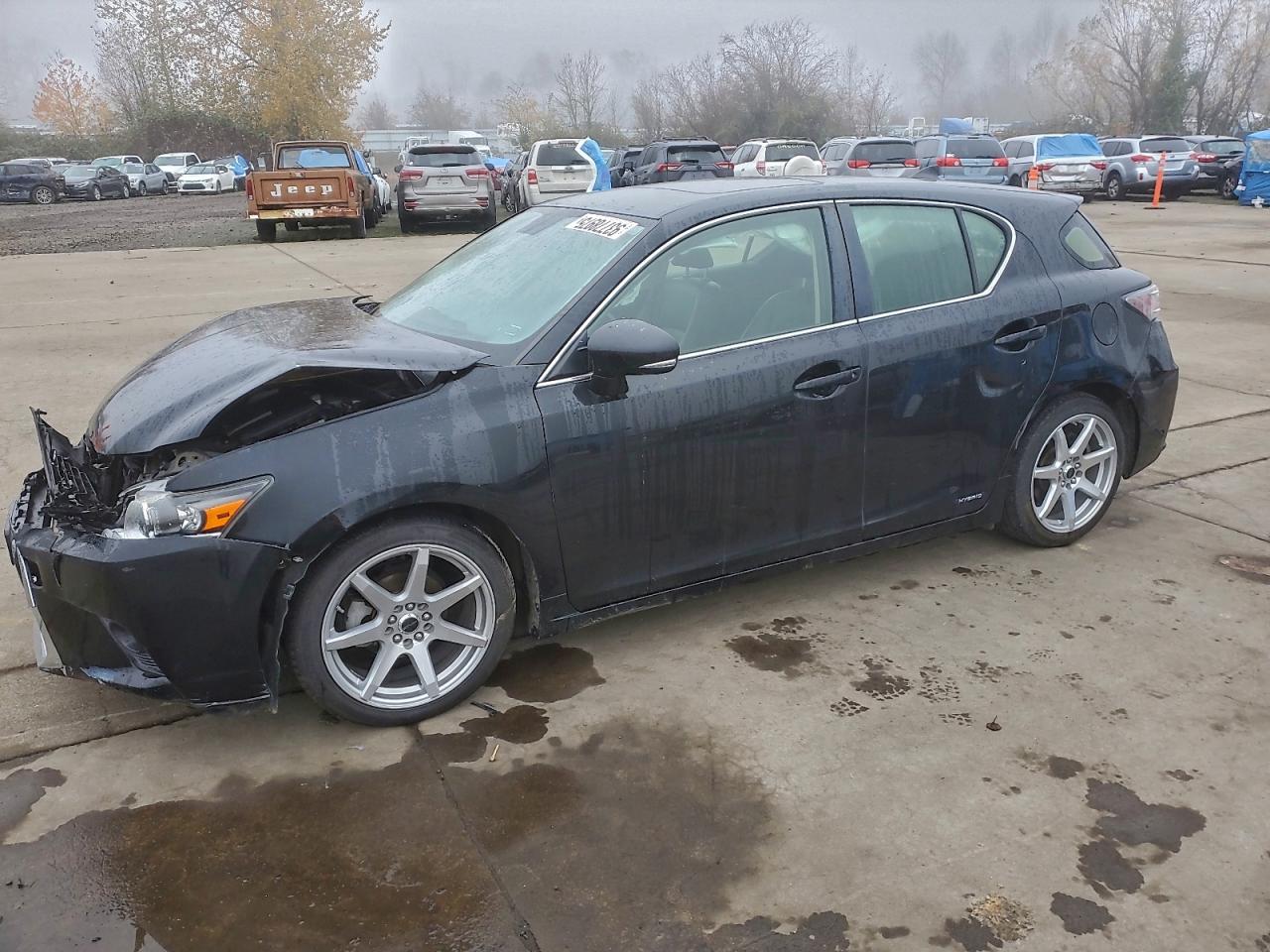 2017 Lexus CT 200h, VIN JTHKD5BH8H2295408 — Front end