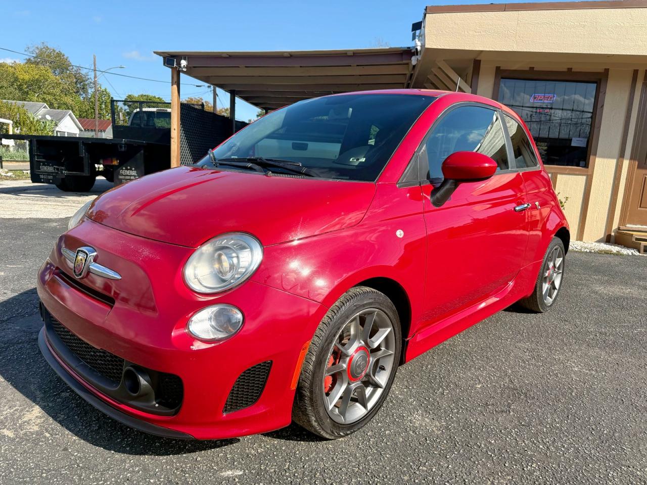 2012 FIAT 500 Abarth, VIN 3C3CFFFH8CT337233 — Normal wear