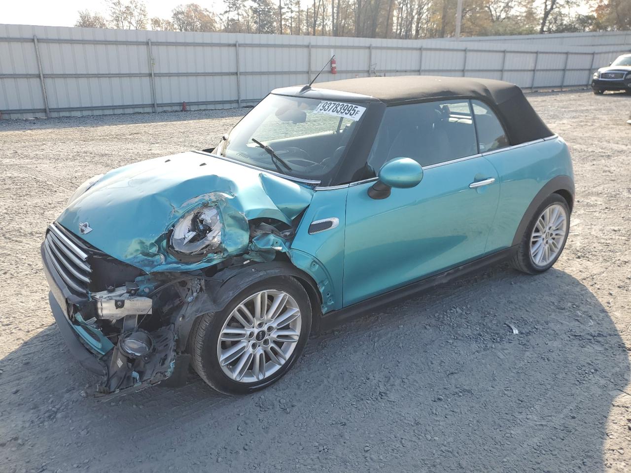2018 MINI Convertible Cooper, VIN WMWWG5C5XJ3D00719 — Град